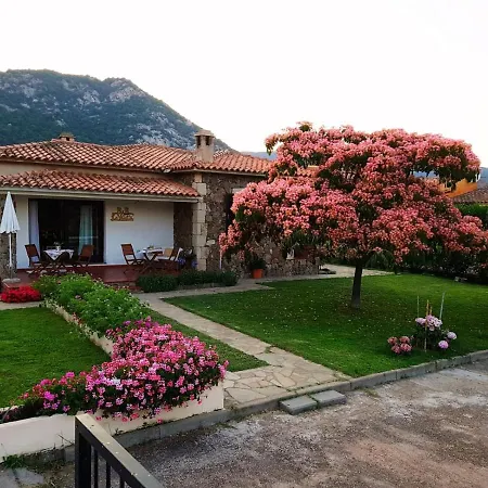 La Bed and Breakfast 3*